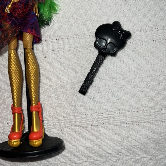 Jinafire Long Scaris Monster High Doll - Picture 6 of 8